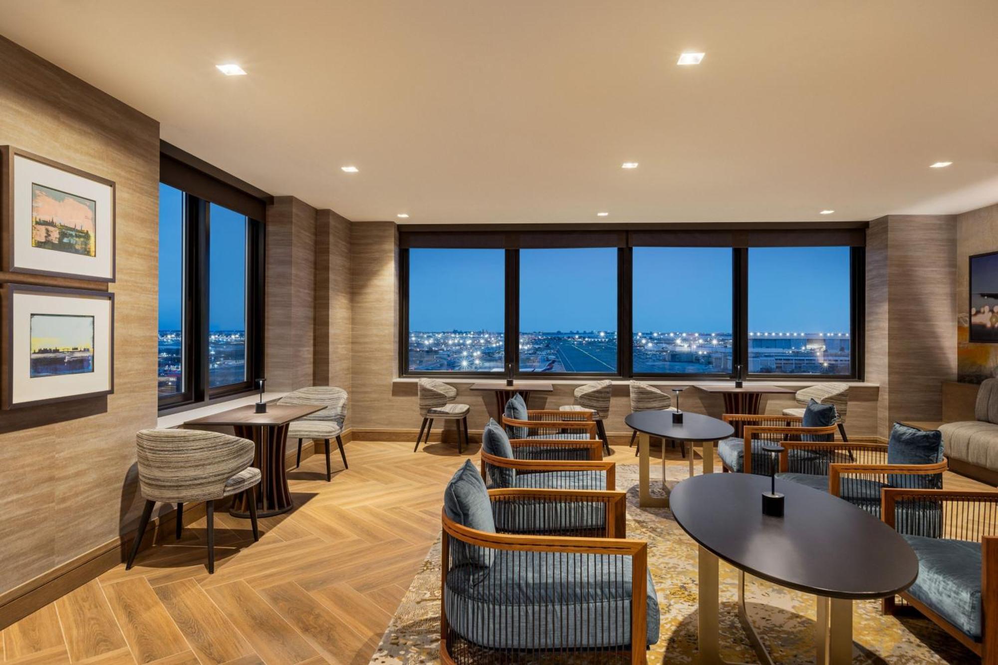 ホテル Marriott New York Jfk Airport エクステリア 写真