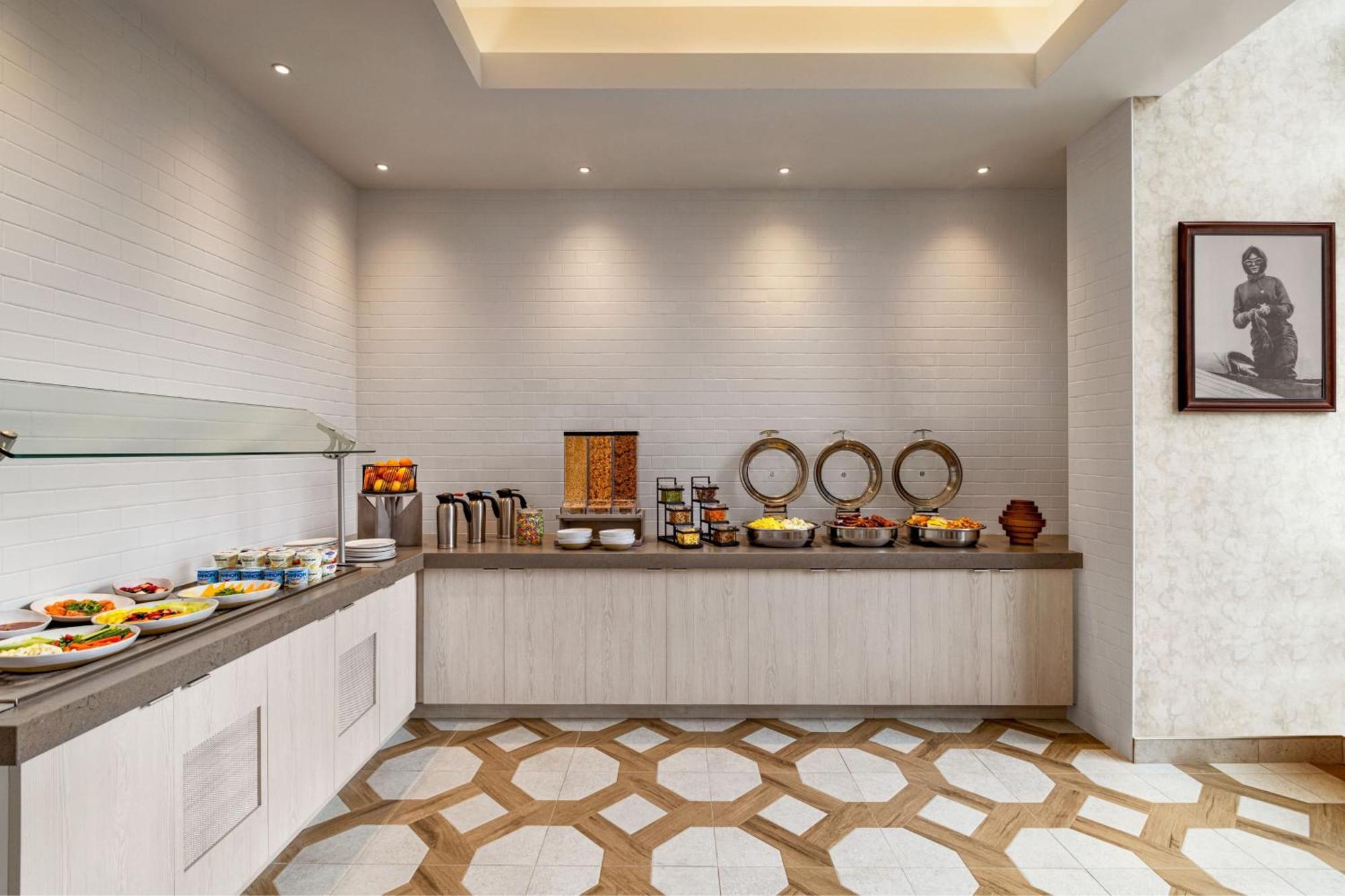 ホテル Marriott New York Jfk Airport エクステリア 写真